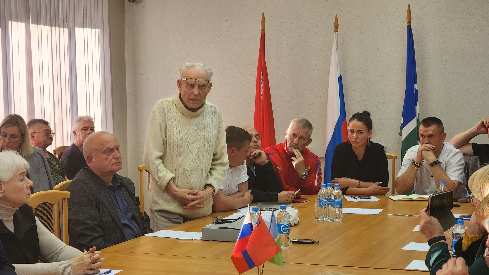 аллея славы, протвино, круглый стол,