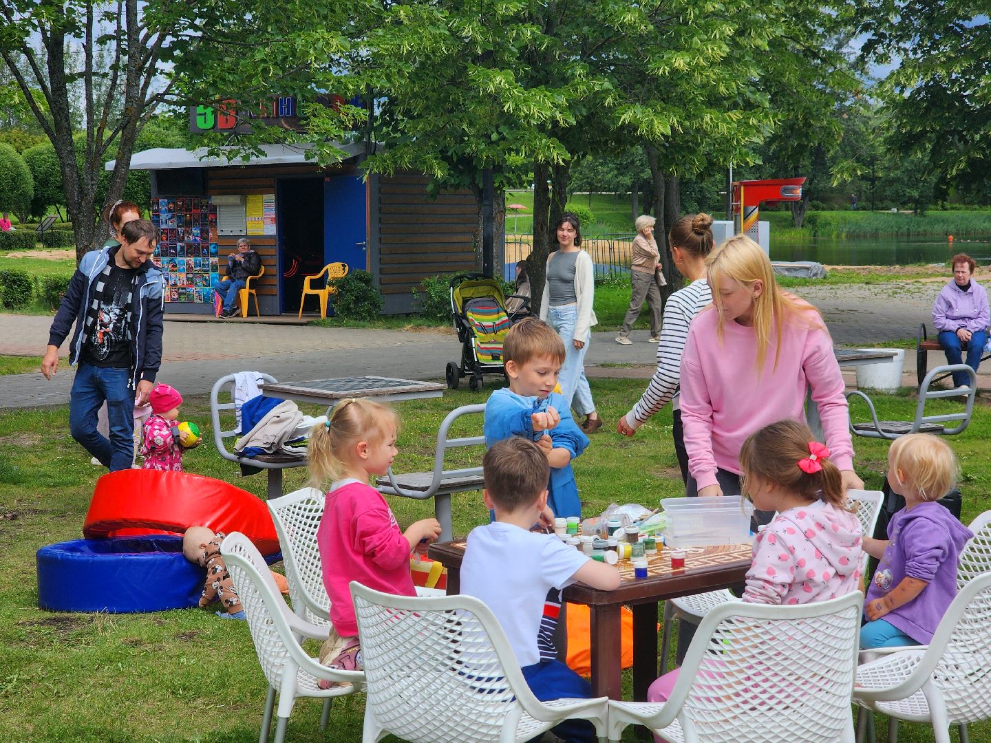 дубна, парк семейного отдыха, живопись, игротека, рисование,