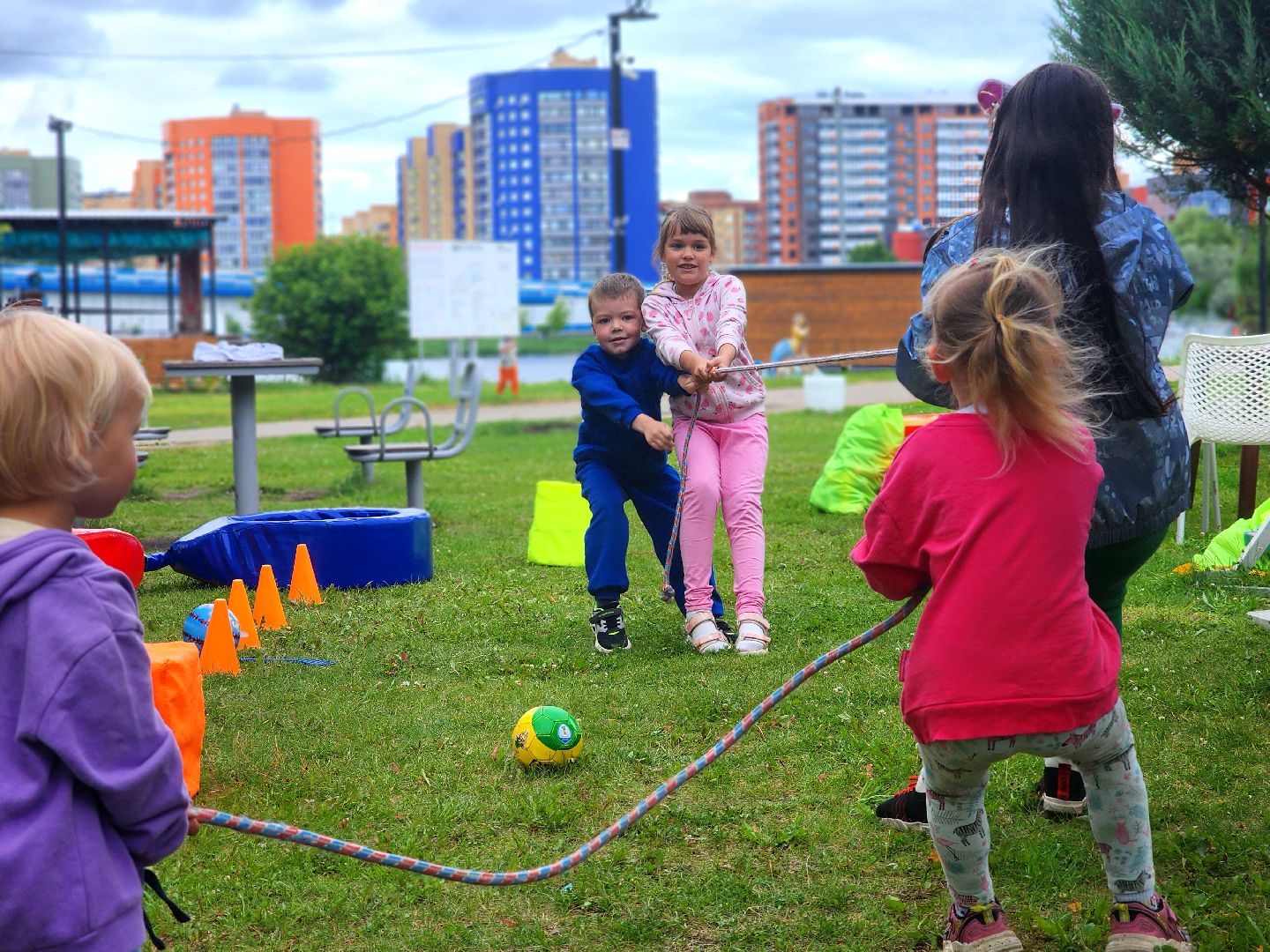 дубна, парк семейного отдыха, живопись, игротека, рисование,