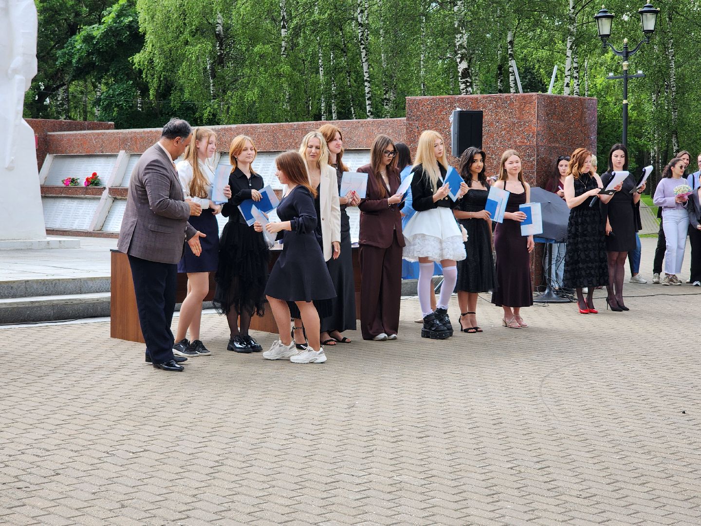 выпускной, аттестат, выпускник, старая купавна, богородский городской округ,