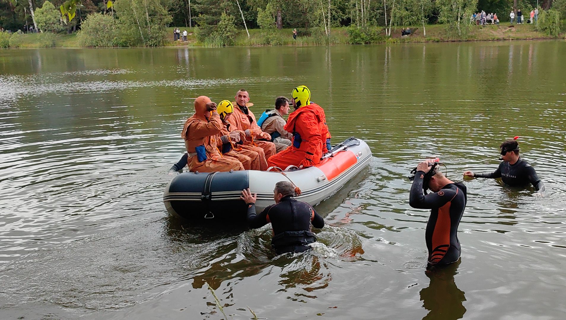 эвакуация,  вертолет, озеро, вода, космонавт, тренировка,