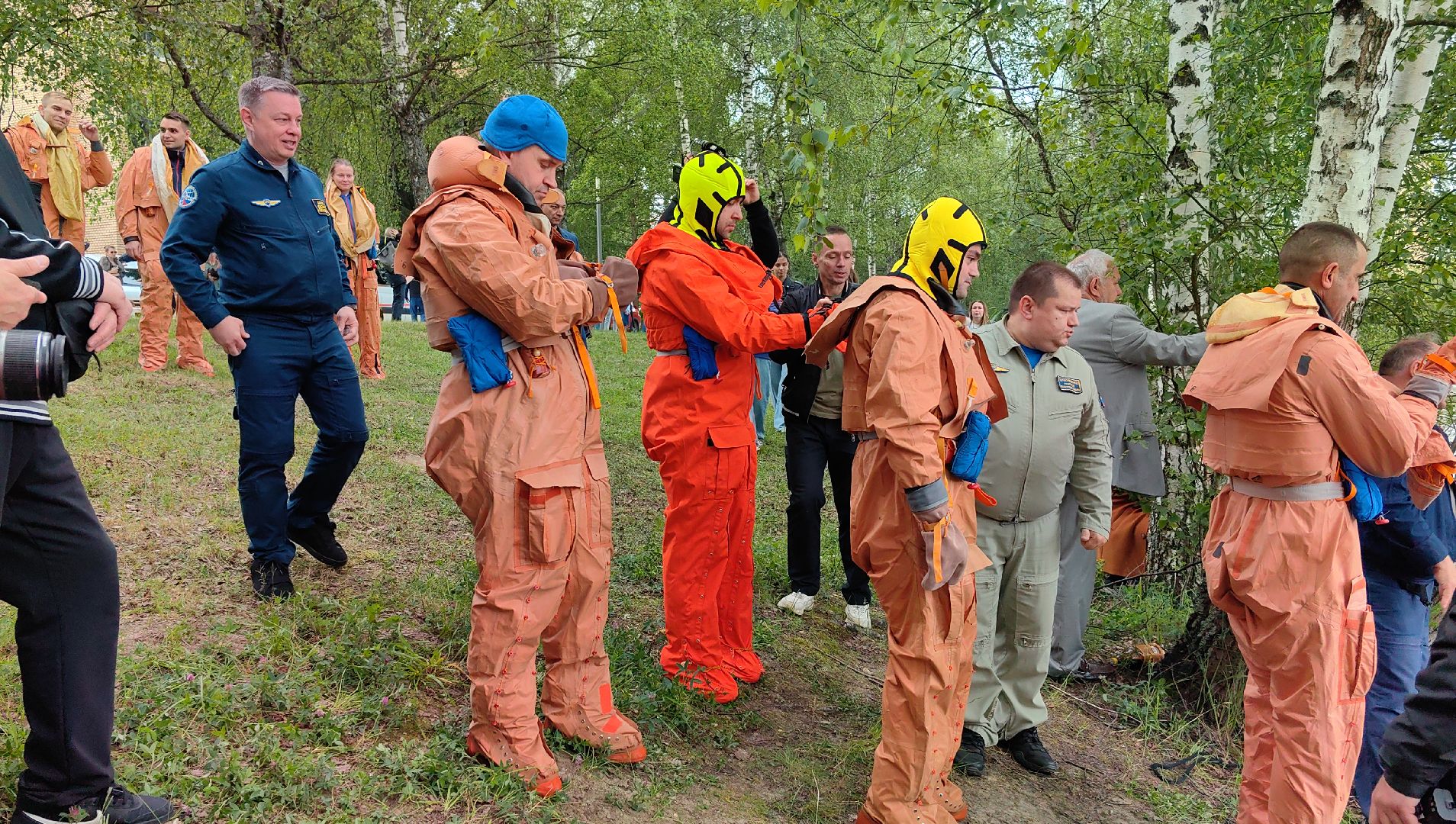 эвакуация,  вертолет, озеро, вода, космонавт, тренировка,