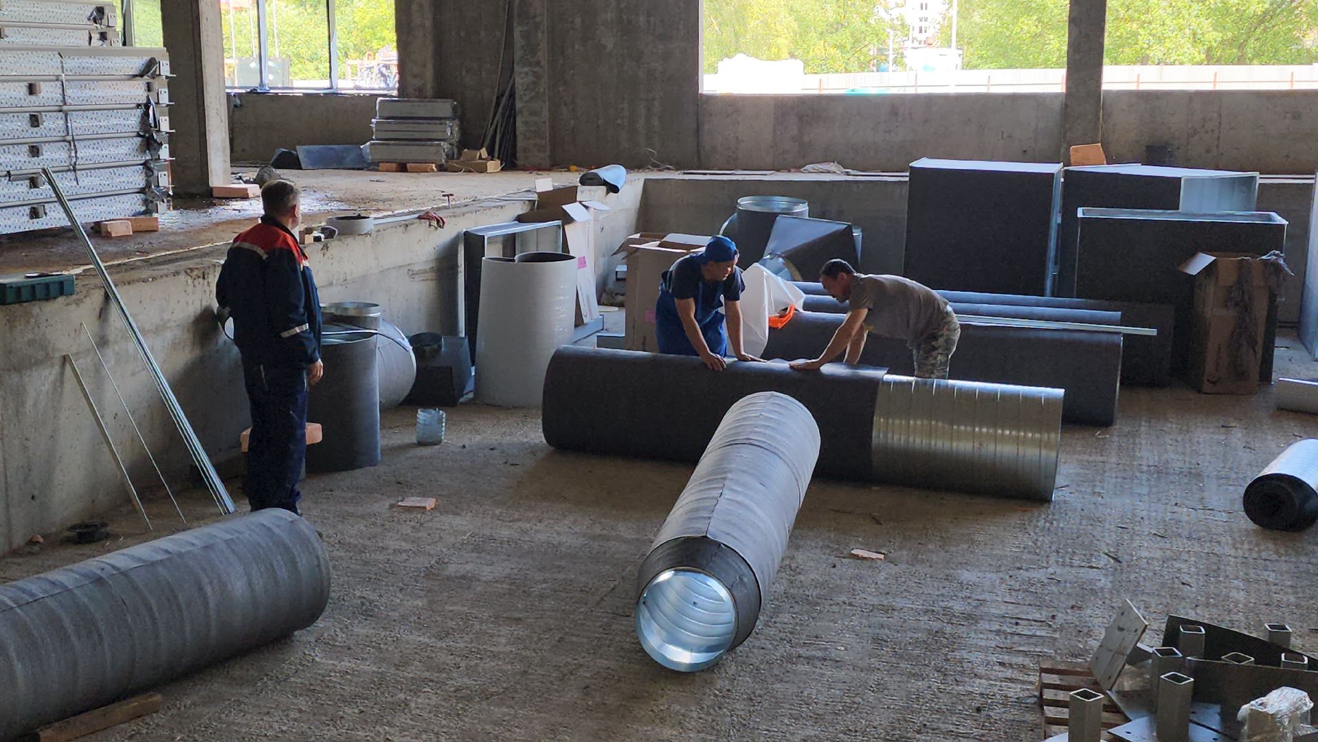 фок с бассейном, Лобня, Остекление ,Черновой пол,