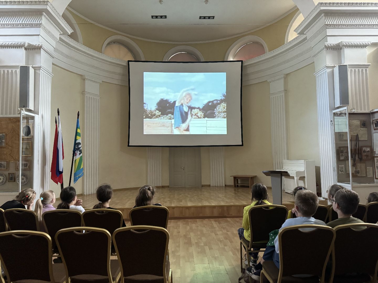 кинопоказ,  пожар во флигеле , историко - культурный центр, ленинский городской округ, школьники,