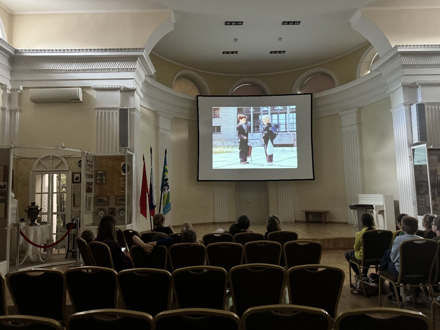 кинопоказ,  пожар во флигеле , историко - культурный центр, ленинский городской округ, школьники,