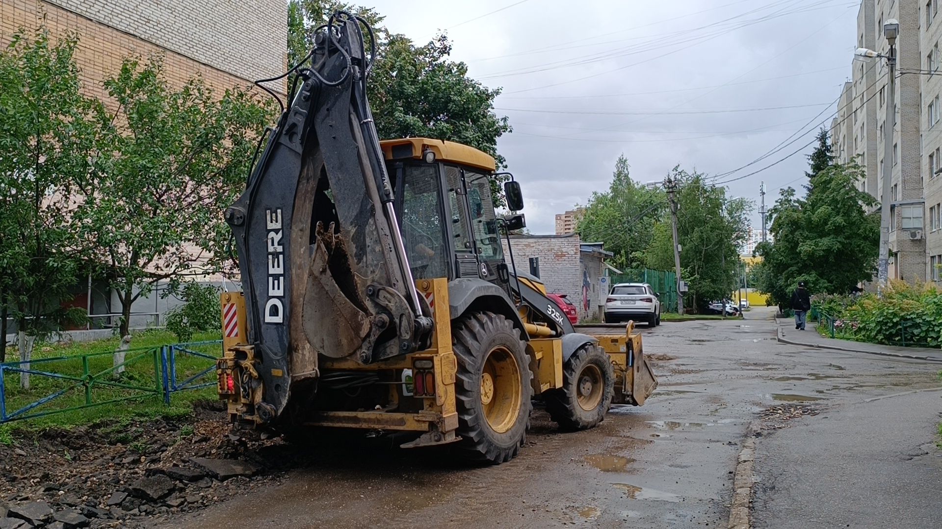 двор, лобня, кбдт,