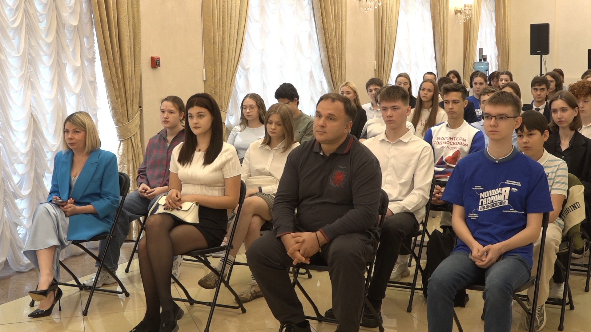 стипендия главы 2025, власиха глава, день молодежи, день молодежи во власихе, впк илья муромец, школа искусств гармония, олимпиада школьников,