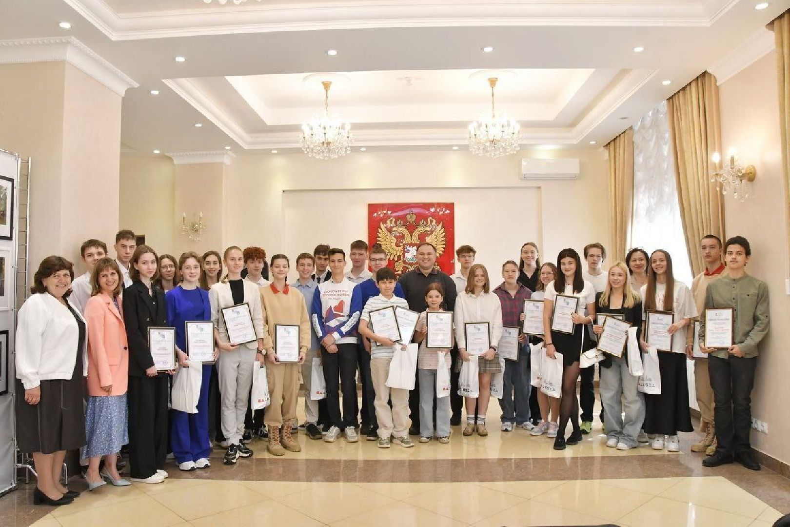 стипендия главы 2025, власиха глава, день молодежи, день молодежи во власихе, впк илья муромец, школа искусств гармония, олимпиада школьников,