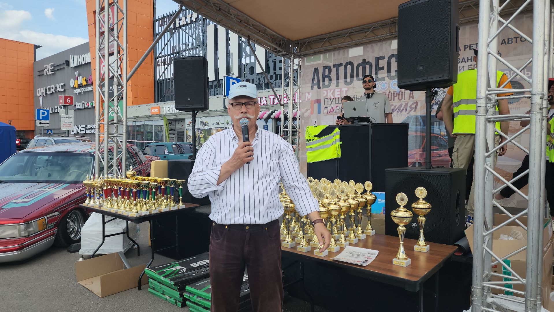 вертикалки, пушкино, ретро машина,ретро-авто,автолюбители,парковка автомобилей,номинация,авто-фестиваль,