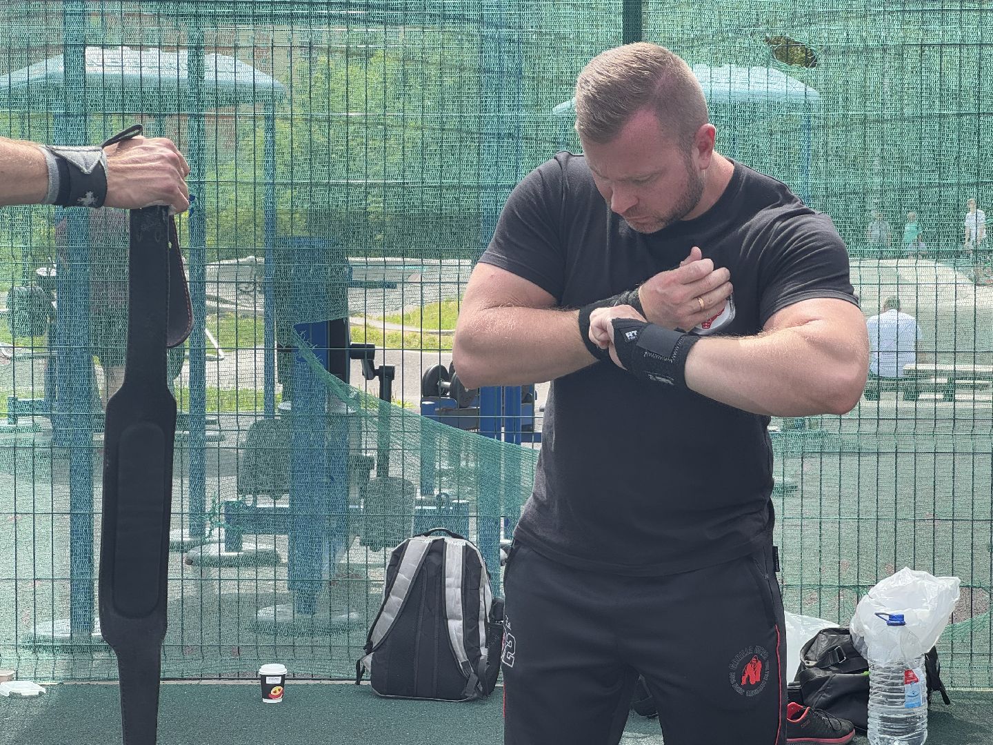 федерация силовых видов спорта Балашиха, турнир по русскому жиму, подъем богатырского бревна, балашиха, день молодежи,