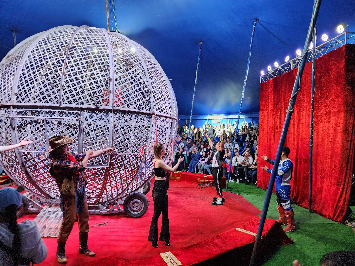 сергиев посад, сергиево-посадский городской округ, цирк мансуровых, многомама сергиев посад, спас, благотворительная акция,