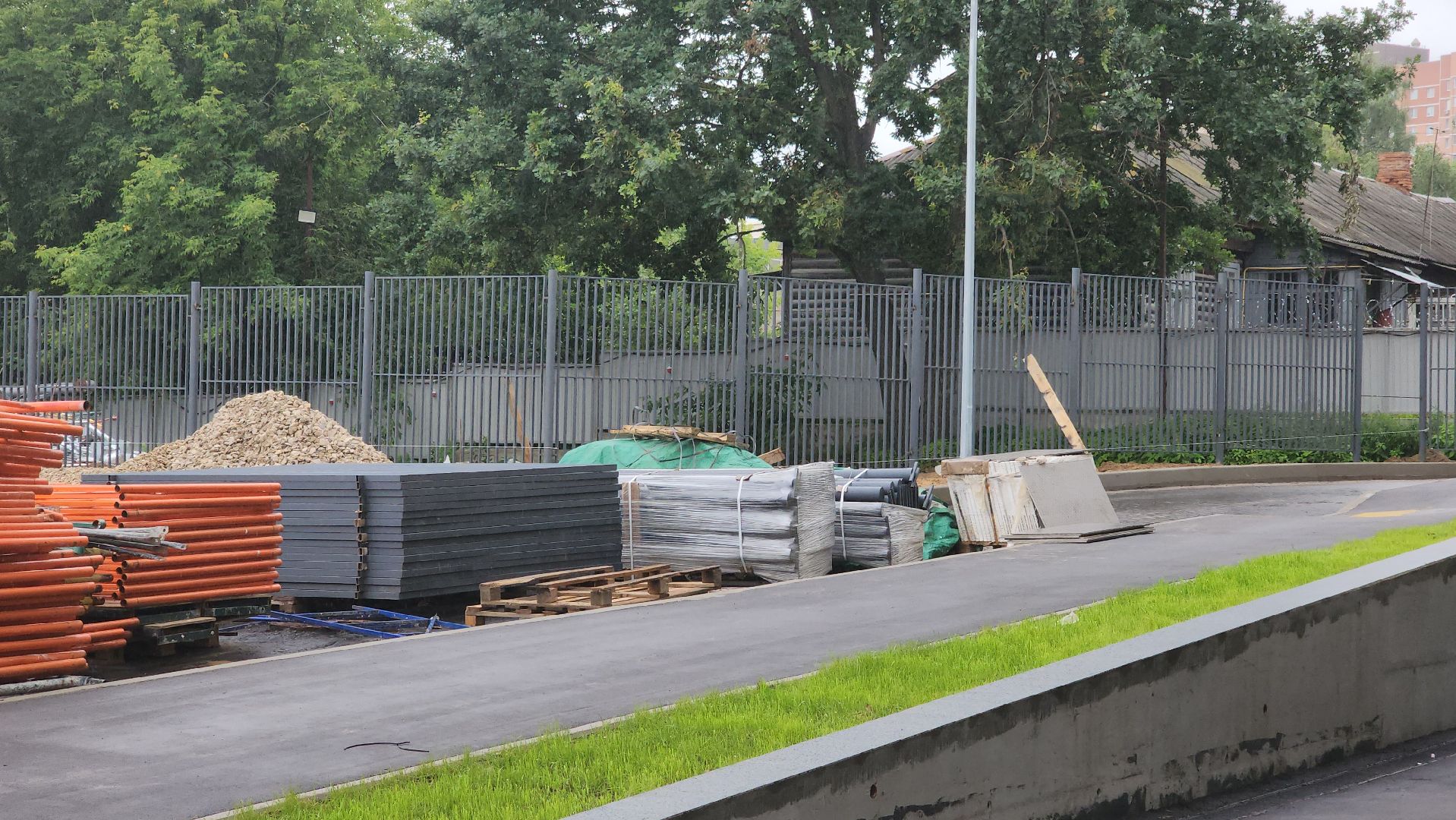 люберцы, новая поликлиника, поселок Октябрьский , строители,