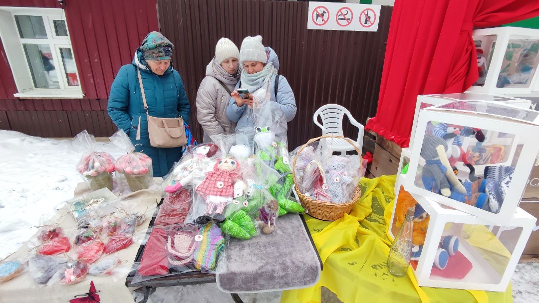 Кашира, общество