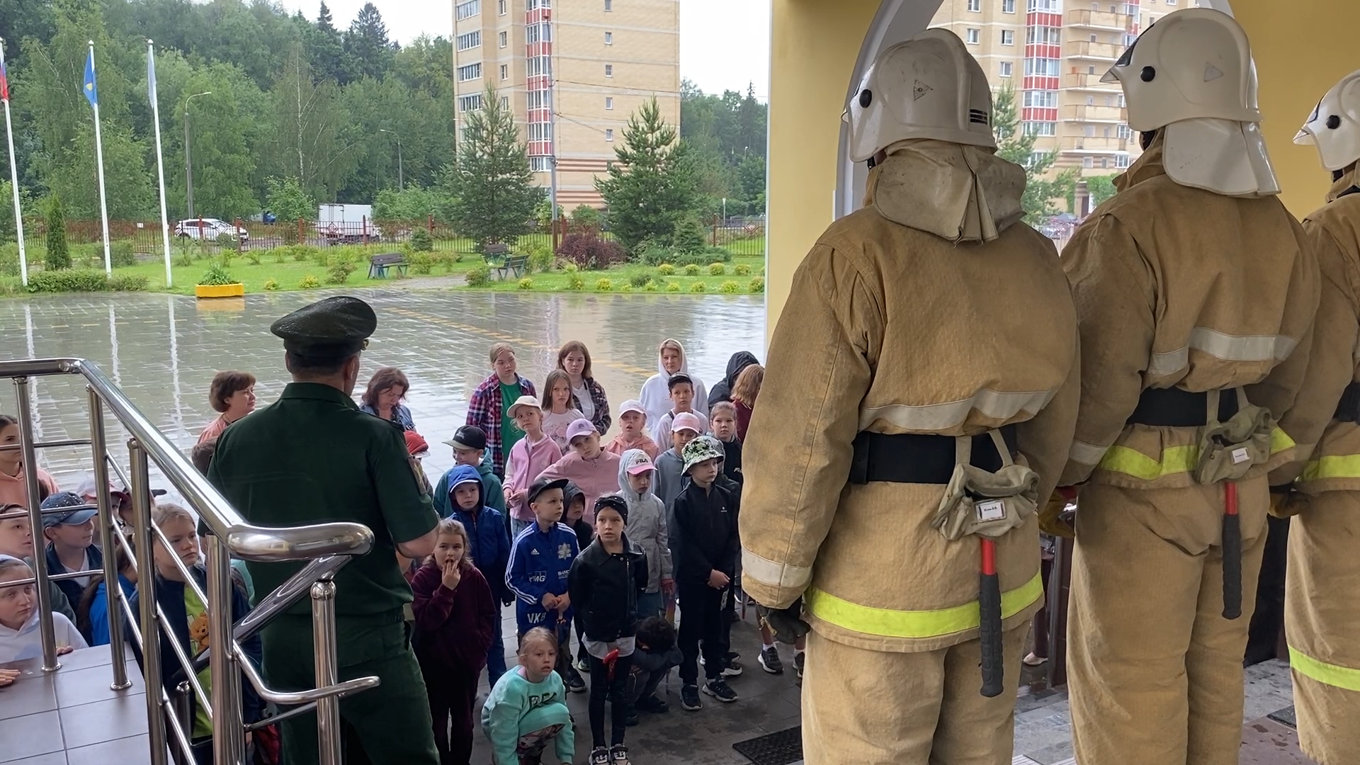 пожарная команда, власиха школа перспектива, летний лагерь , школьный летний лагерь, пожарный расчет,огнеборцы власихи,