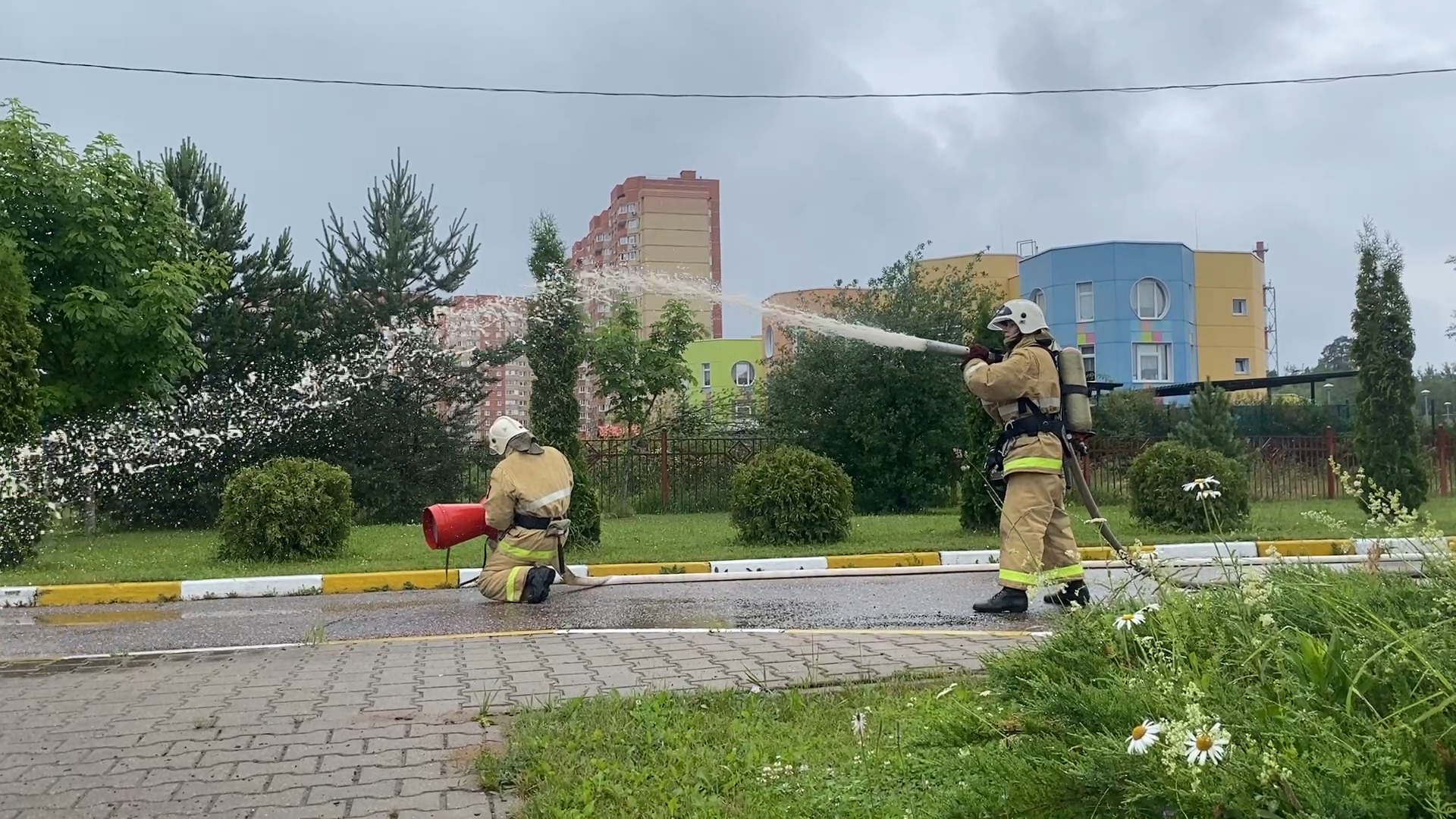пожарная команда, власиха школа перспектива, летний лагерь , школьный летний лагерь, пожарный расчет,огнеборцы власихи,