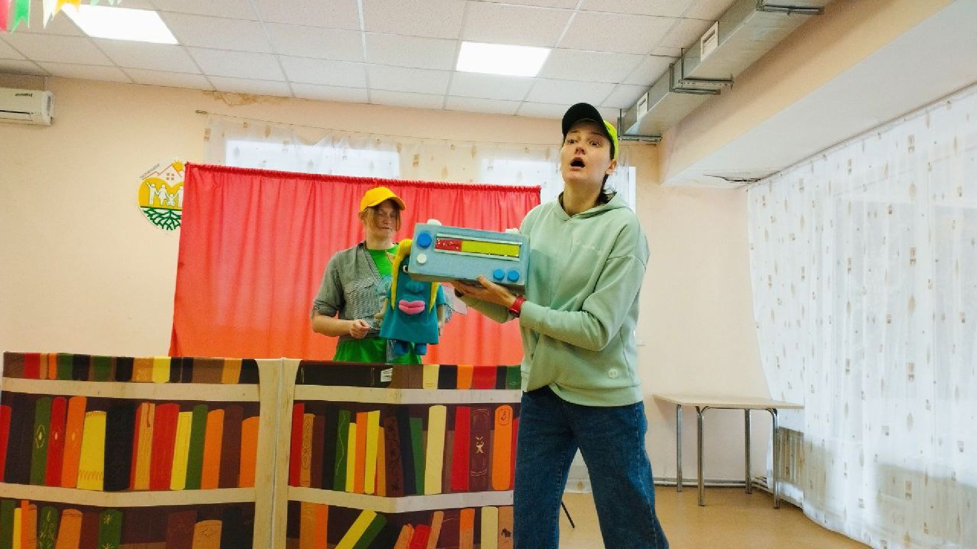 ивантеевка, дети с овз, кукольный спекаткль, благотворители, волонтеры,представление,