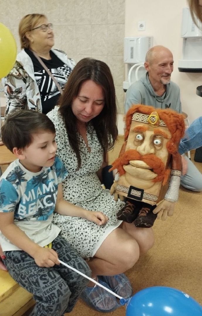 ивантеевка, дети с овз, кукольный спекаткль, благотворители, волонтеры,представление,