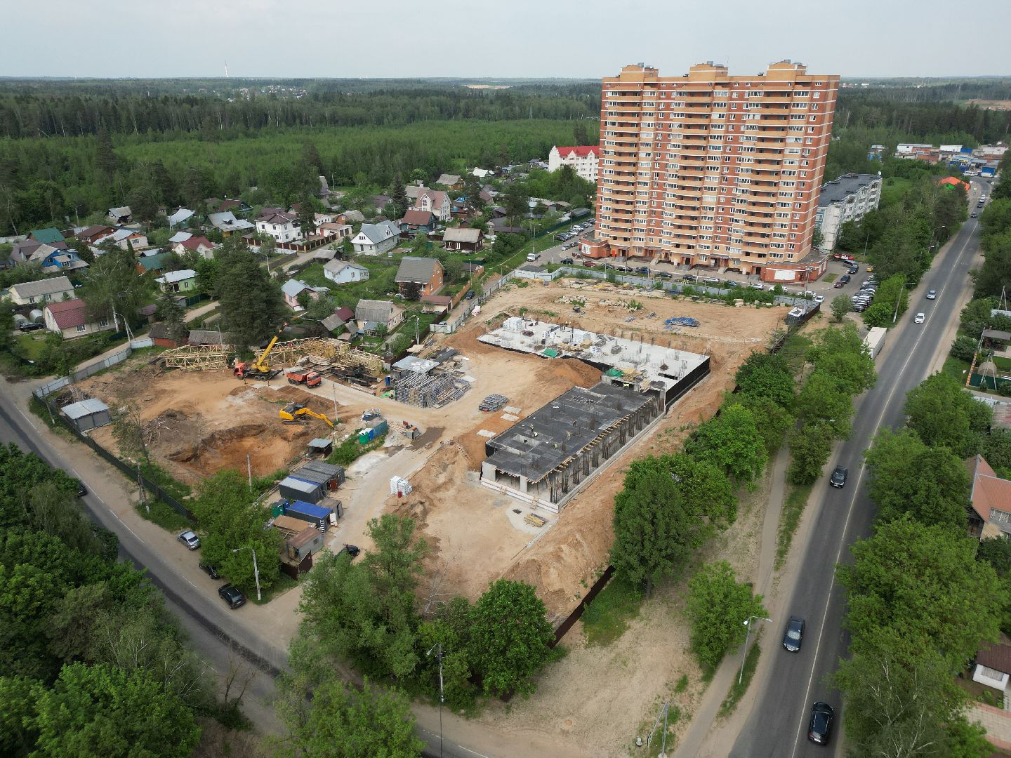 видео с коптера, дом в поварово, переселение из аварийного жилья,  дом для переселенцев солнечногорск,