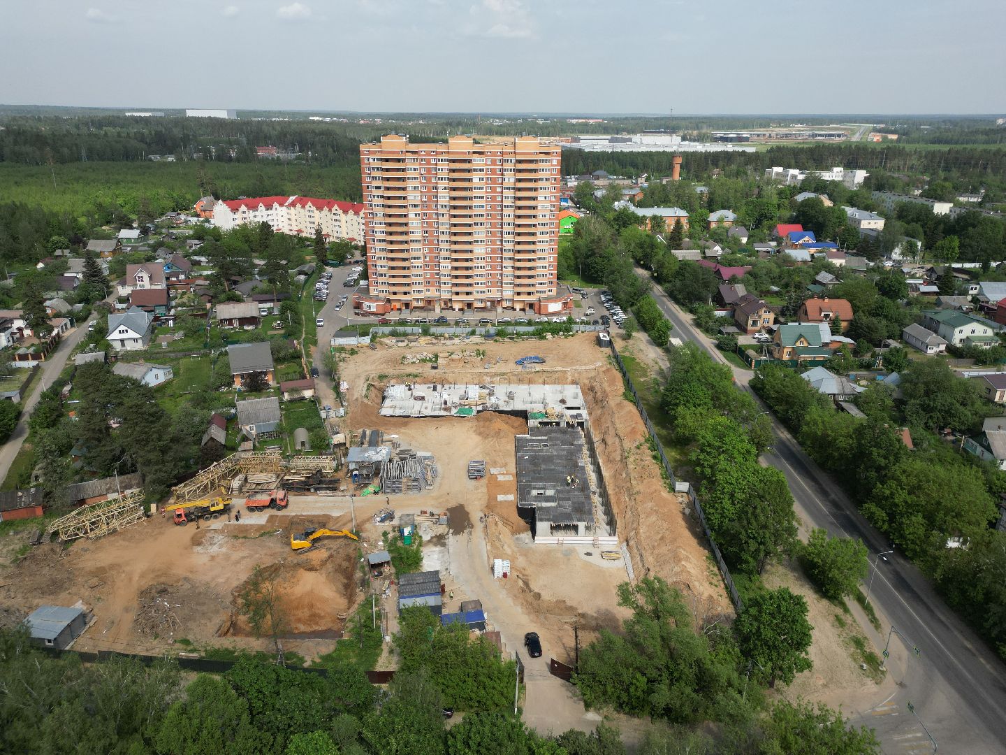 видео с коптера, дом в поварово, переселение из аварийного жилья,  дом для переселенцев солнечногорск,