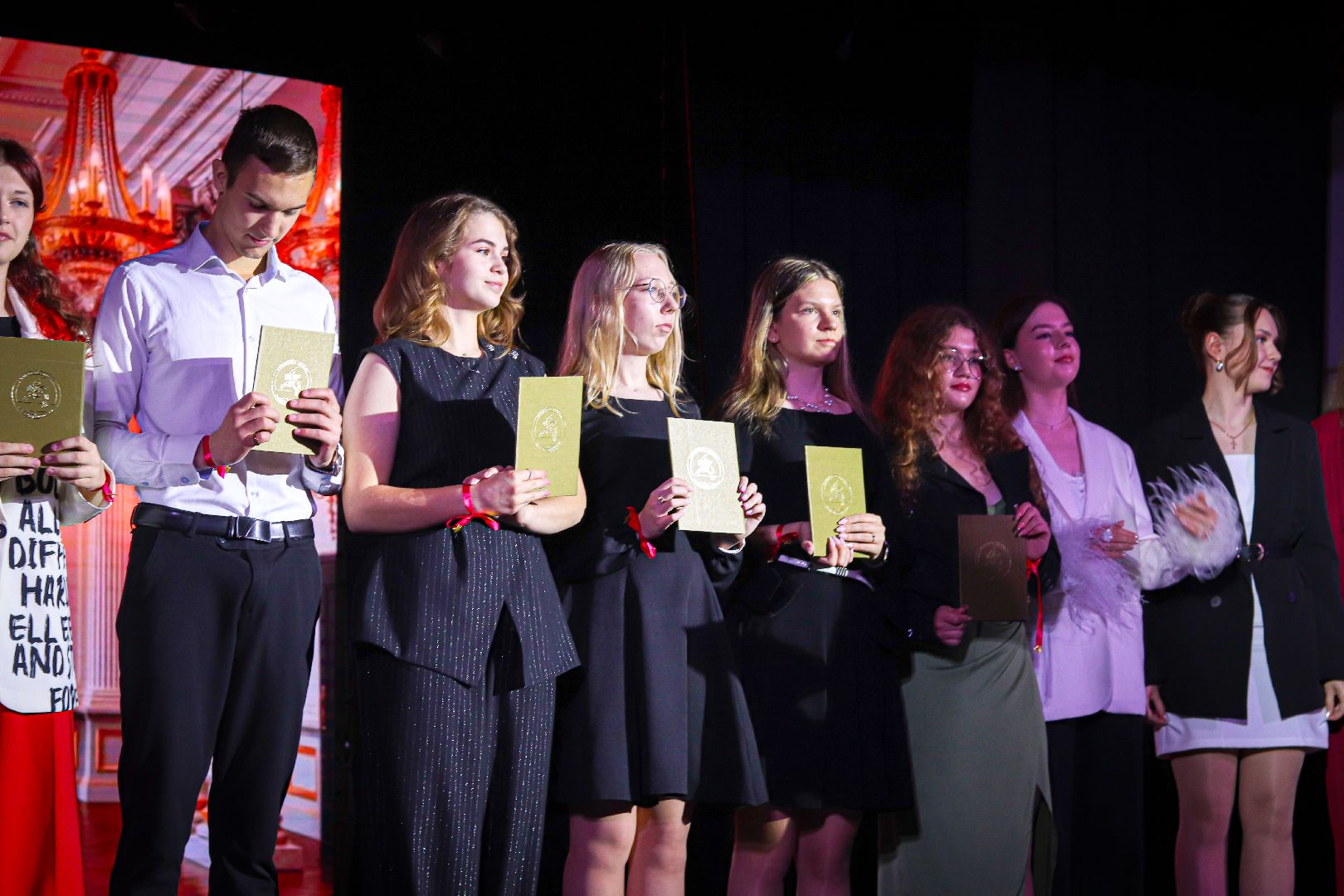 клин, общество, образование, бал медалистов,