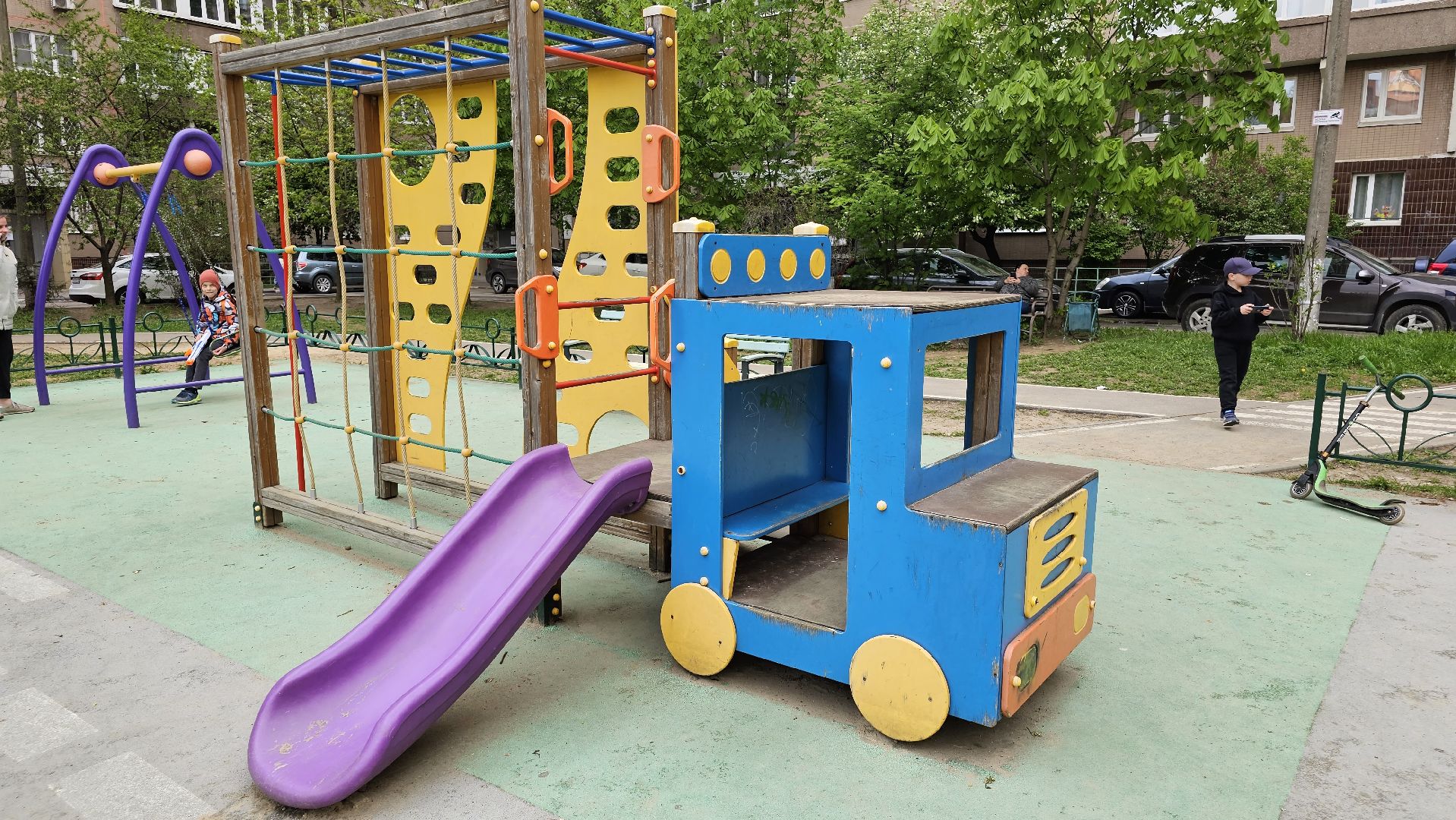 благоустройство, ремонт, детская площадка, Дзержинский