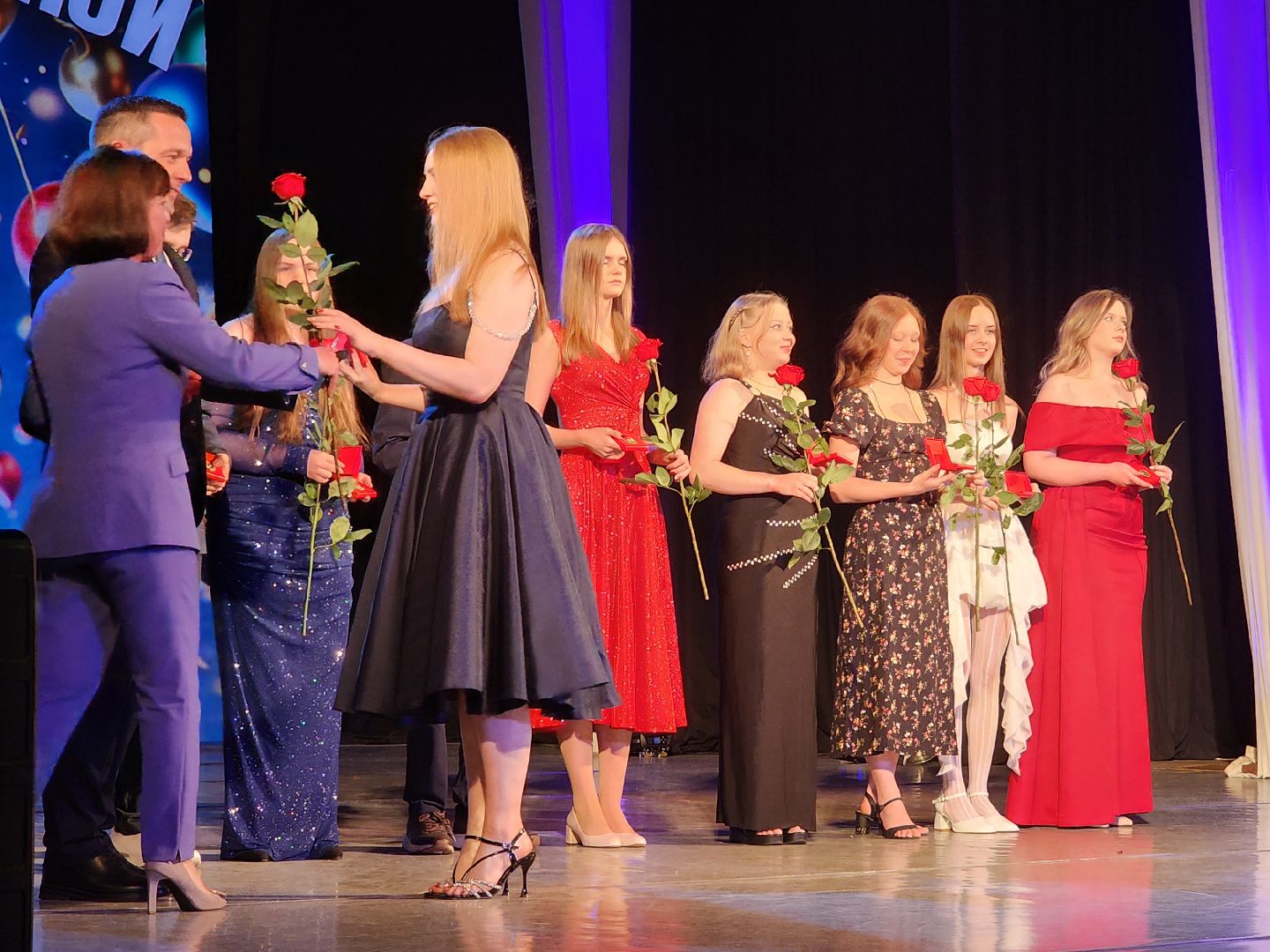 дубна, городской выпускной, медалисты 2025, глава городского округа,