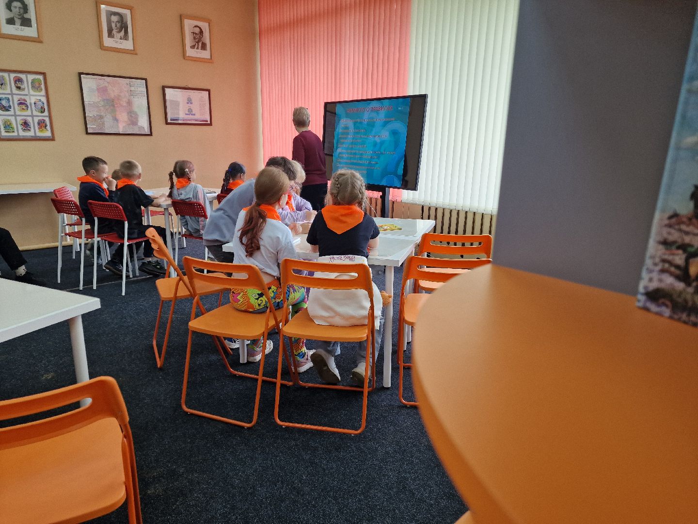 Дубна, Детскийдосуг, Библиотекалевобережья,