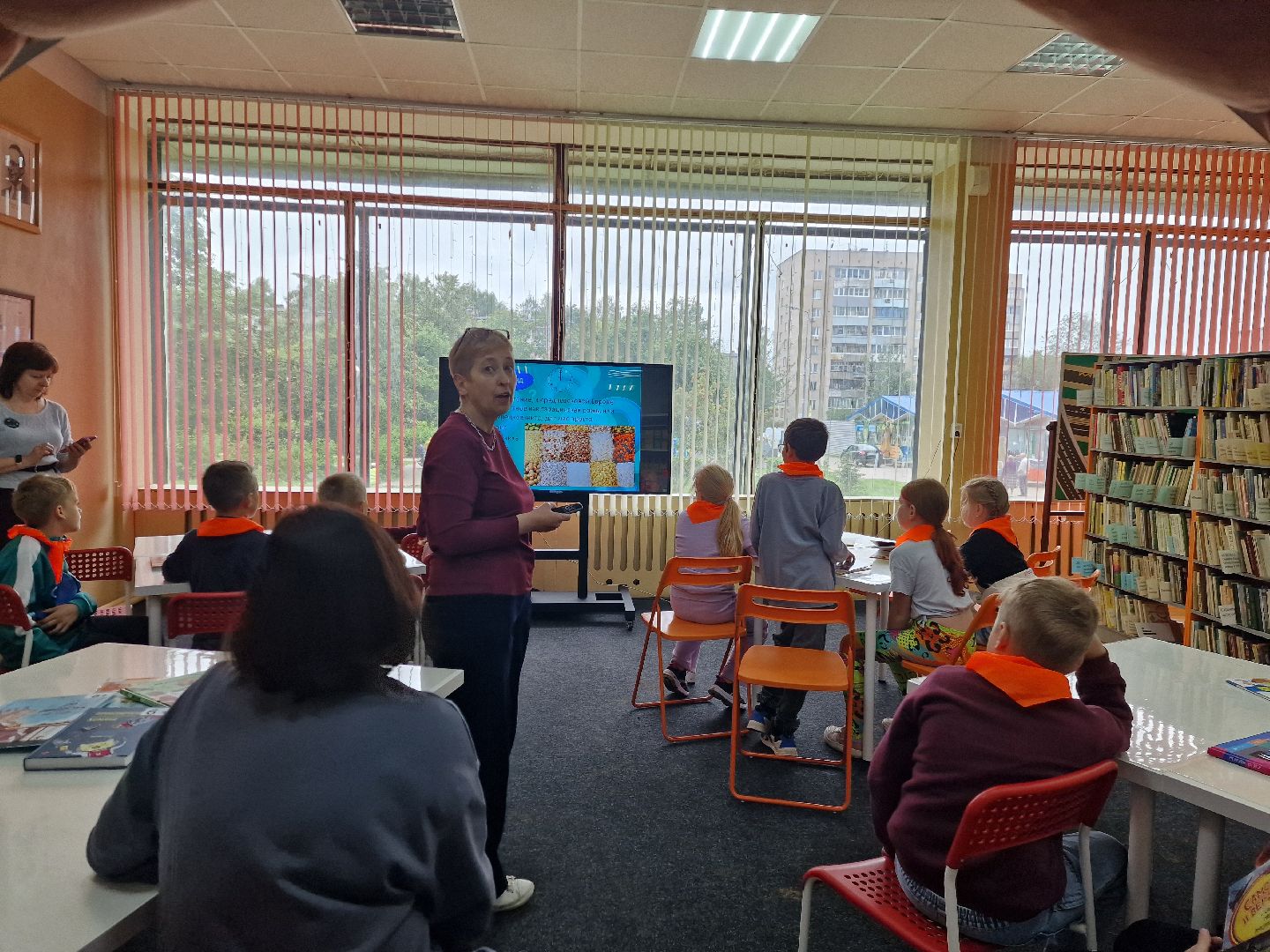 Дубна, Детскийдосуг, Библиотекалевобережья,