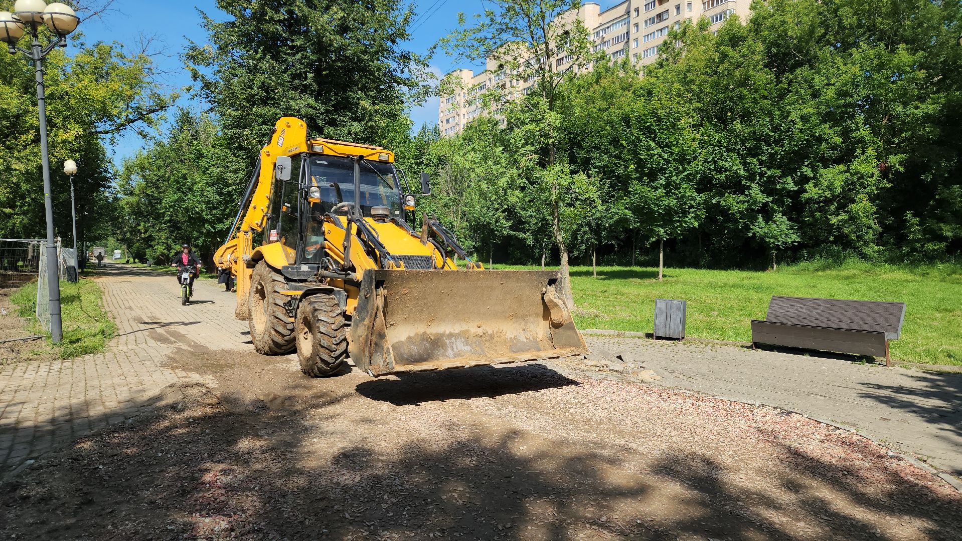 красногорск, яблоневый сквер, благоустойство,