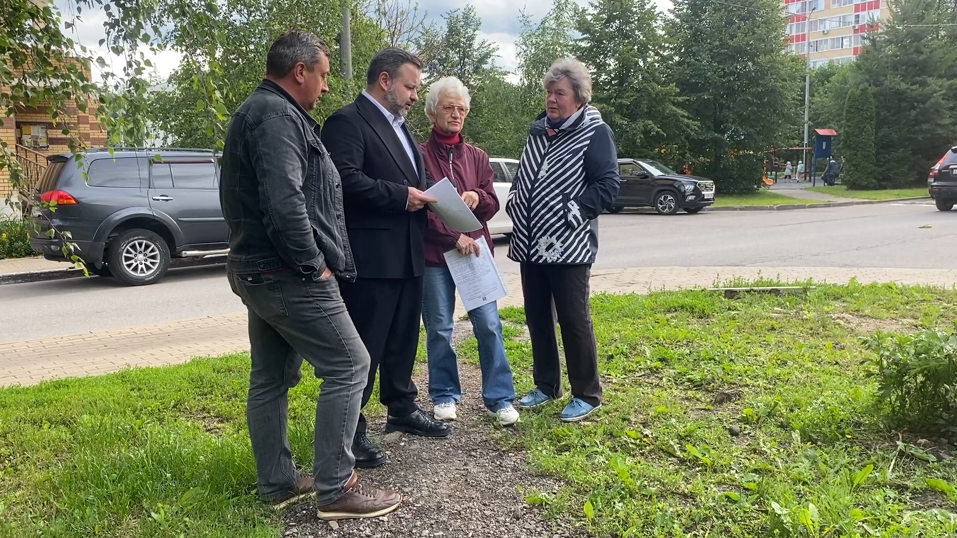 благоустройство территории, власиха благоустройство, микрорайон школьный, власиха школьный, обращения жителей, выездная администрация,