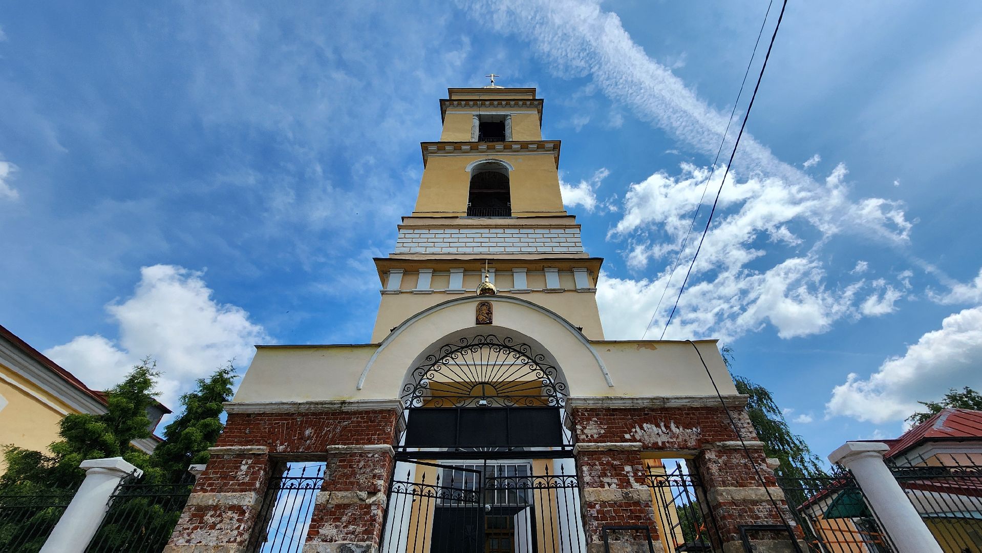 кашира, успенский собор, реставрация , ремонт, входная ворота, историческое сооружение,