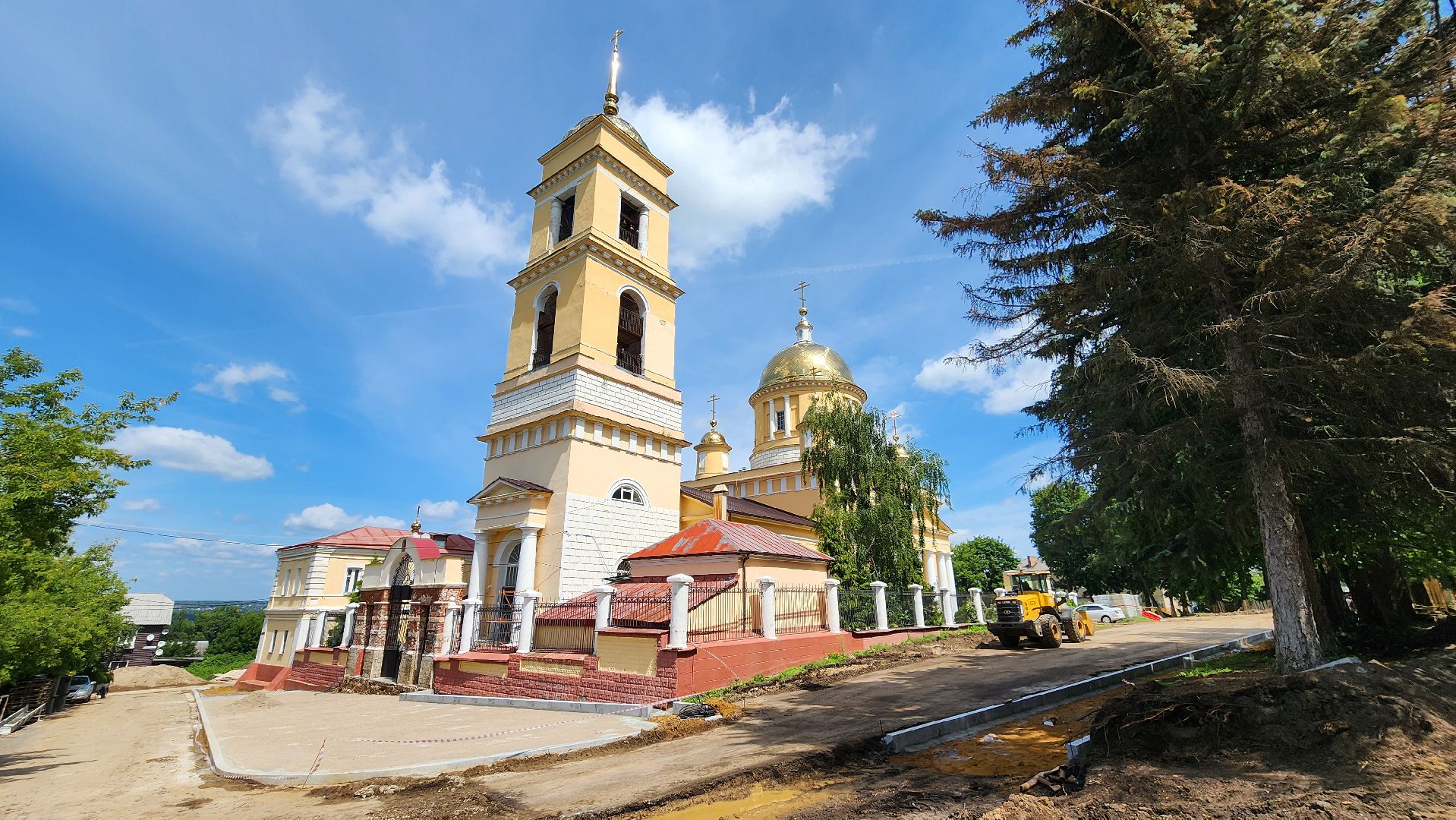 кашира, успенский собор, реставрация , ремонт, входная ворота, историческое сооружение,