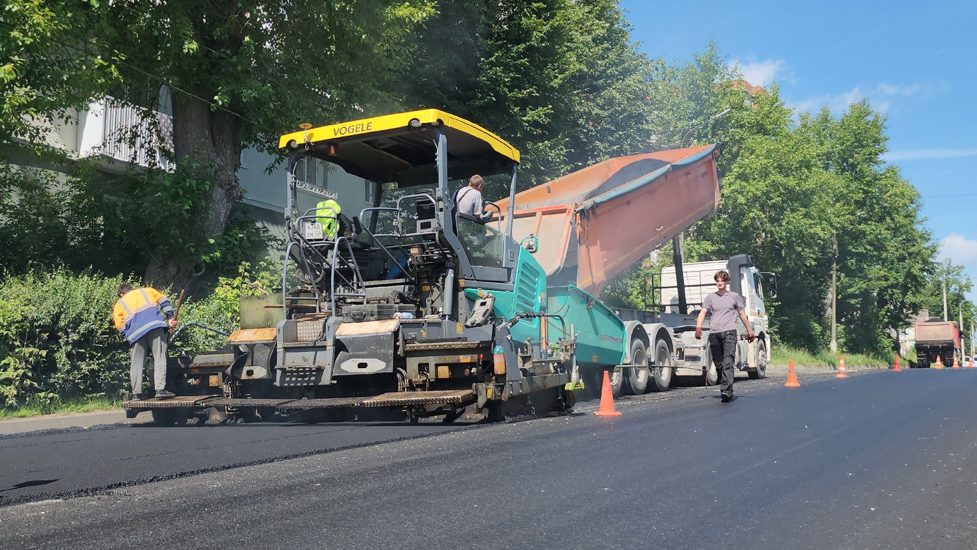 серпухов, улица химиков, укладка нового асфальта, дорожные работы,