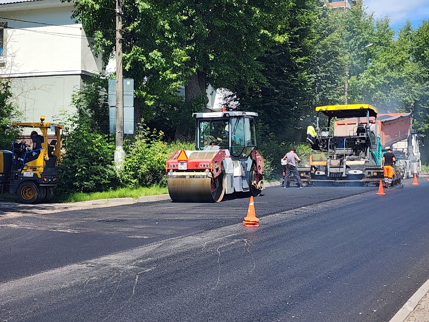 серпухов, улица химиков, укладка нового асфальта, дорожные работы,