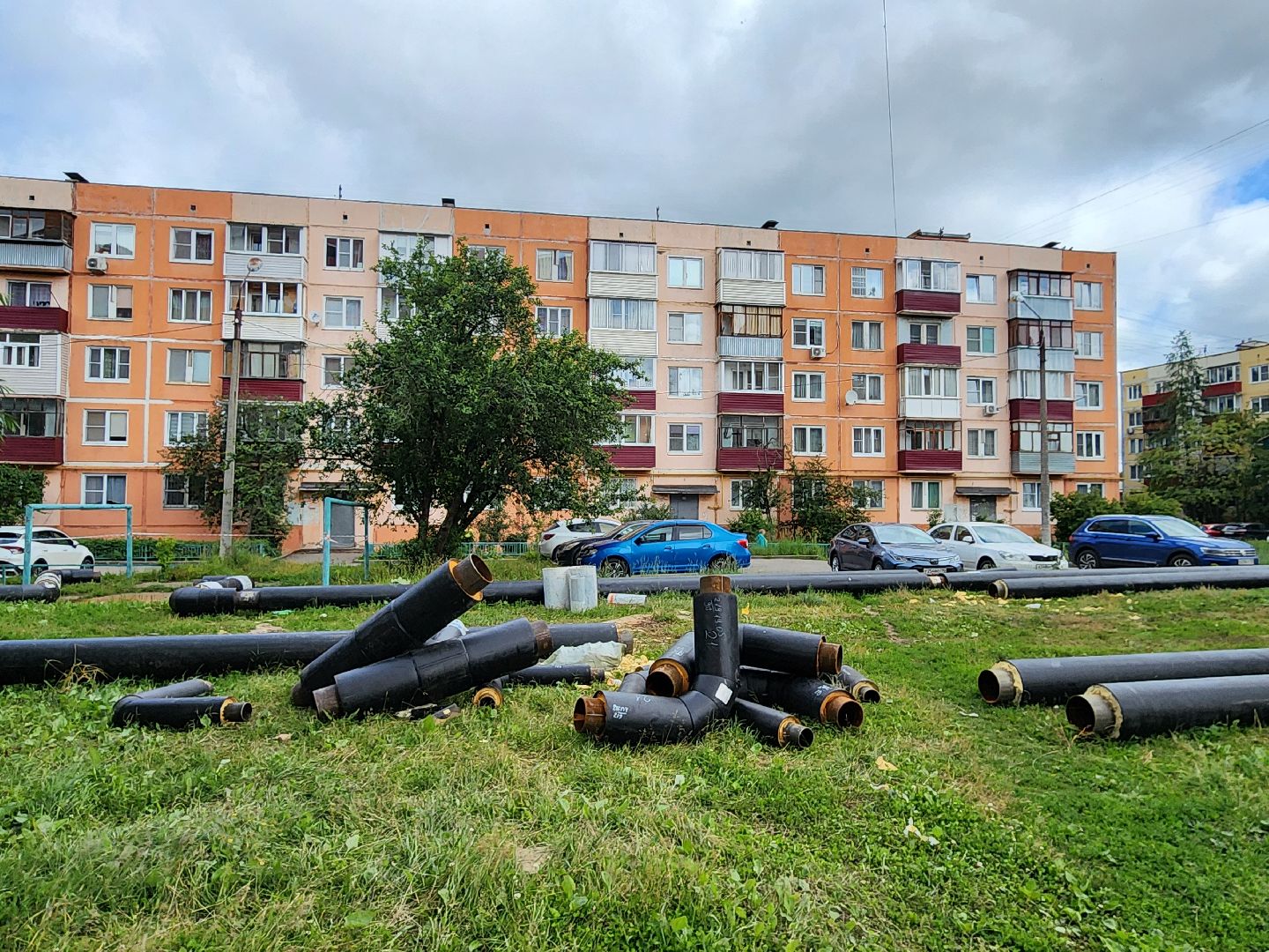 чехов, вишневый бульвар, улица чехова, ремонт теплотрассы, горячее водоснабжение, замена труб, передовая система теплоснабжения, уникальная ППУ изоляция, система контроля, госпрограмма московской области, развитие инженерной инфраструктуры и энергоэффективности,губернатор подмосковья,