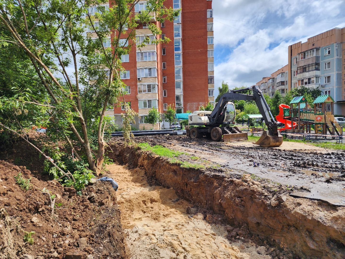 чехов, вишневый бульвар, улица чехова, ремонт теплотрассы, горячее водоснабжение, замена труб, передовая система теплоснабжения, уникальная ППУ изоляция, система контроля, госпрограмма московской области, развитие инженерной инфраструктуры и энергоэффективности,губернатор подмосковья,