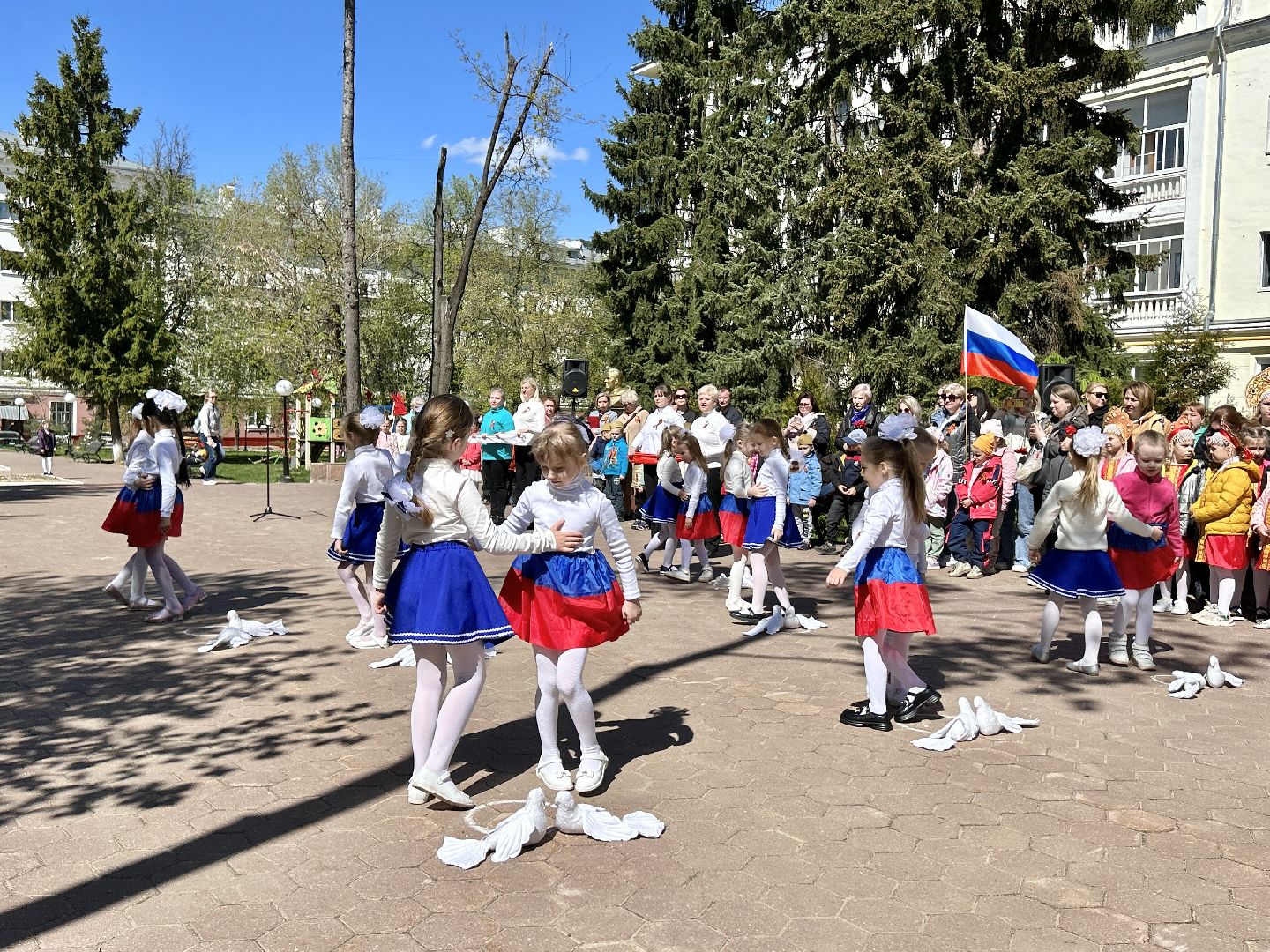 День победы, детский сад, возложение цветов