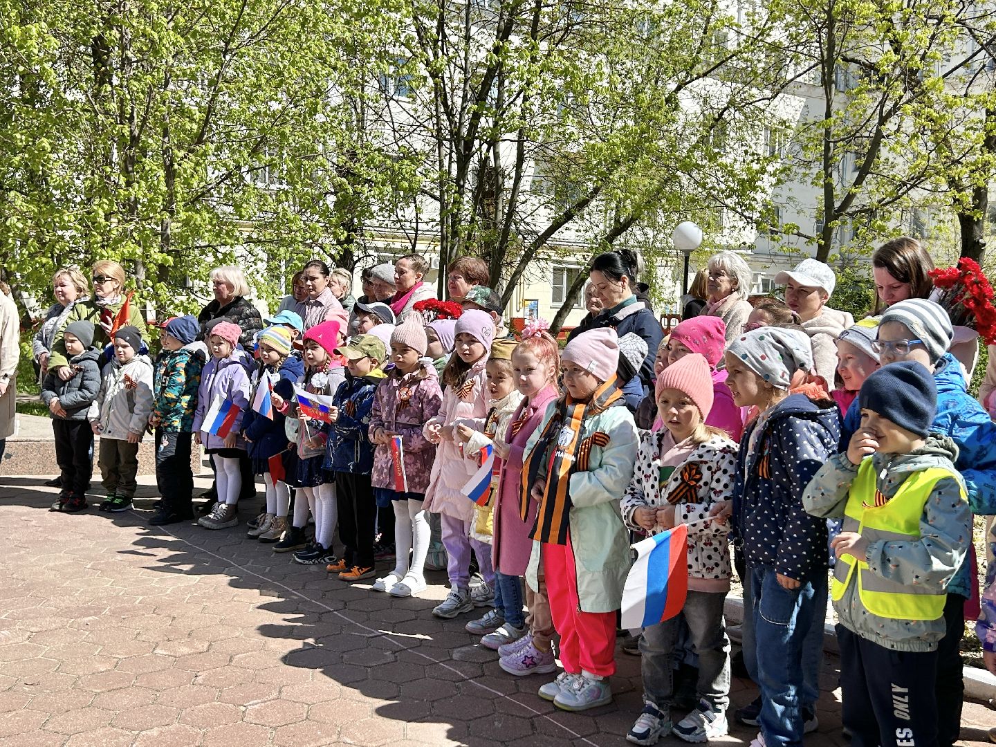 День победы, детский сад, возложение цветов