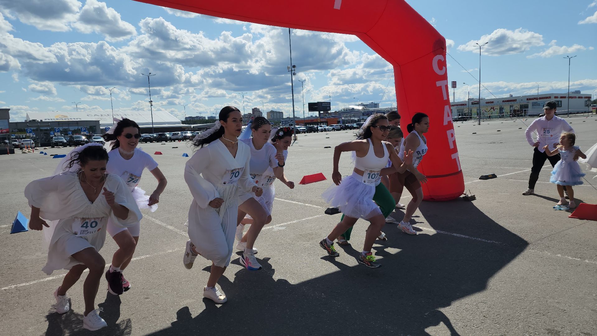 вертикалки, пушкино, забег, день семьи любви и верности,соревнования,награждение,дети, праздник,