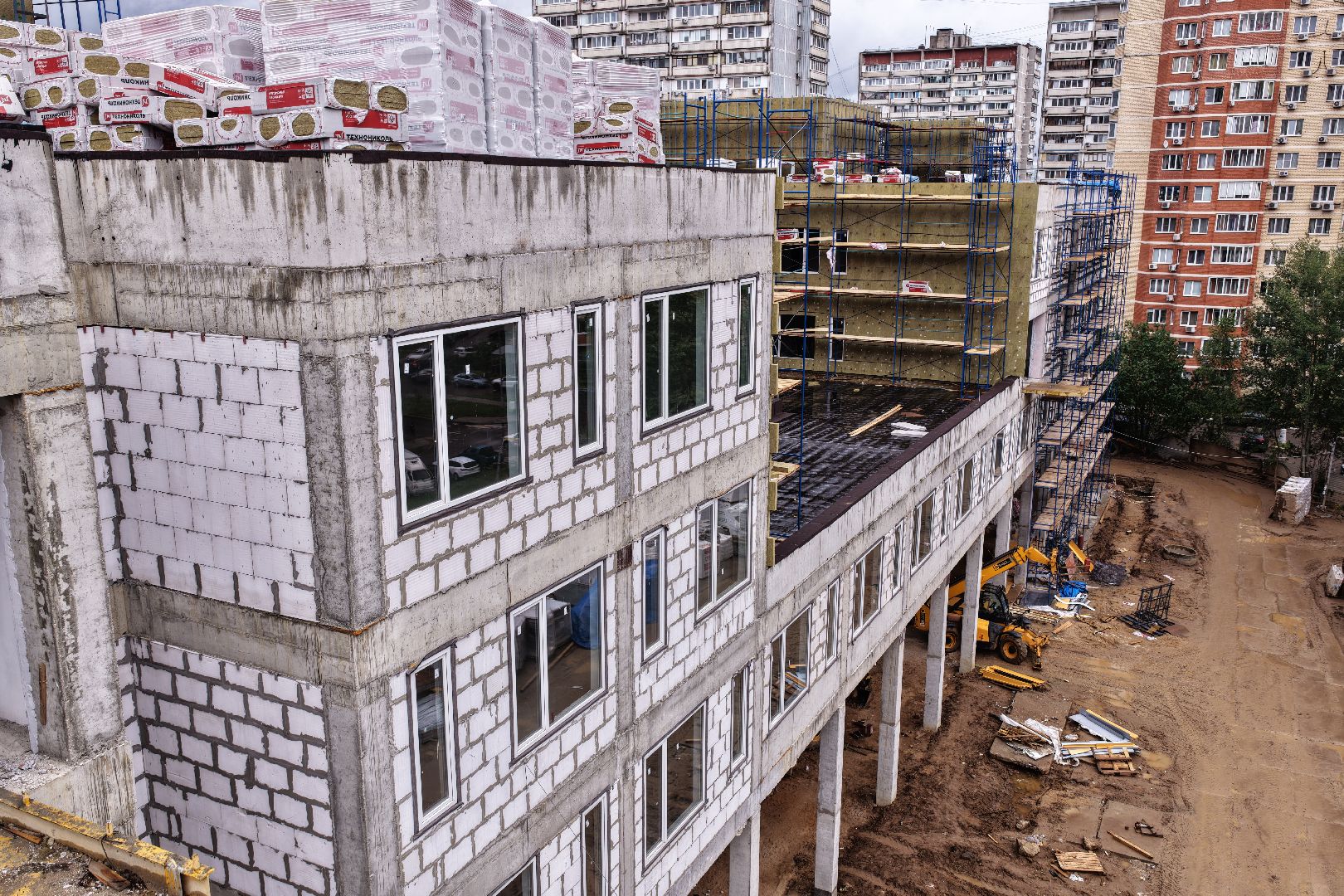 видео с коптера, пристройка к Немчиновскому лицею, лицей в одинцове