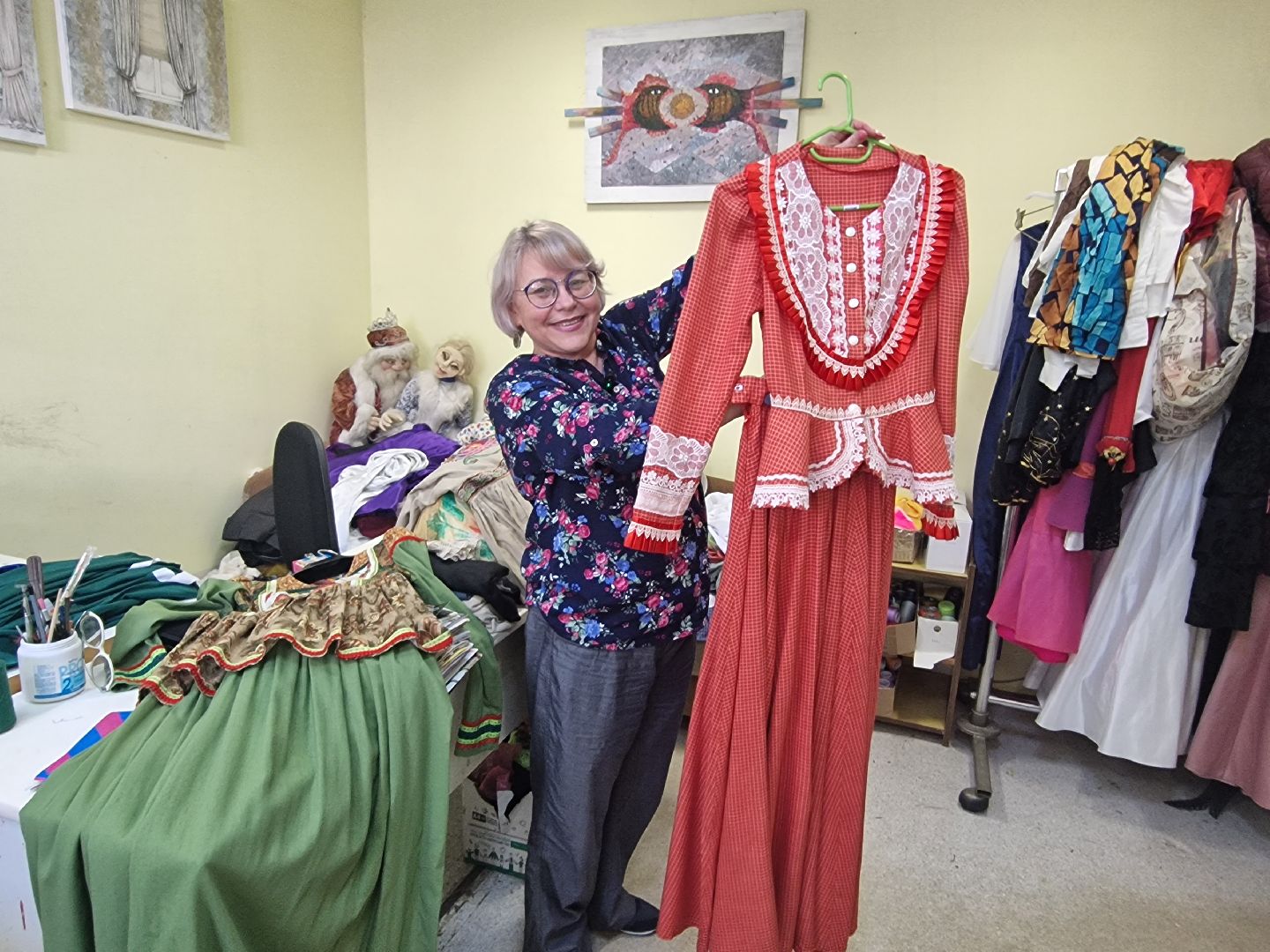 дубна, дкоктябрь, художникпокостюмам,