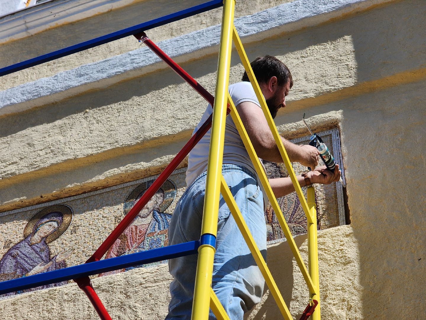 дубна, талдомский округ,храм, реставрация, мозаика,