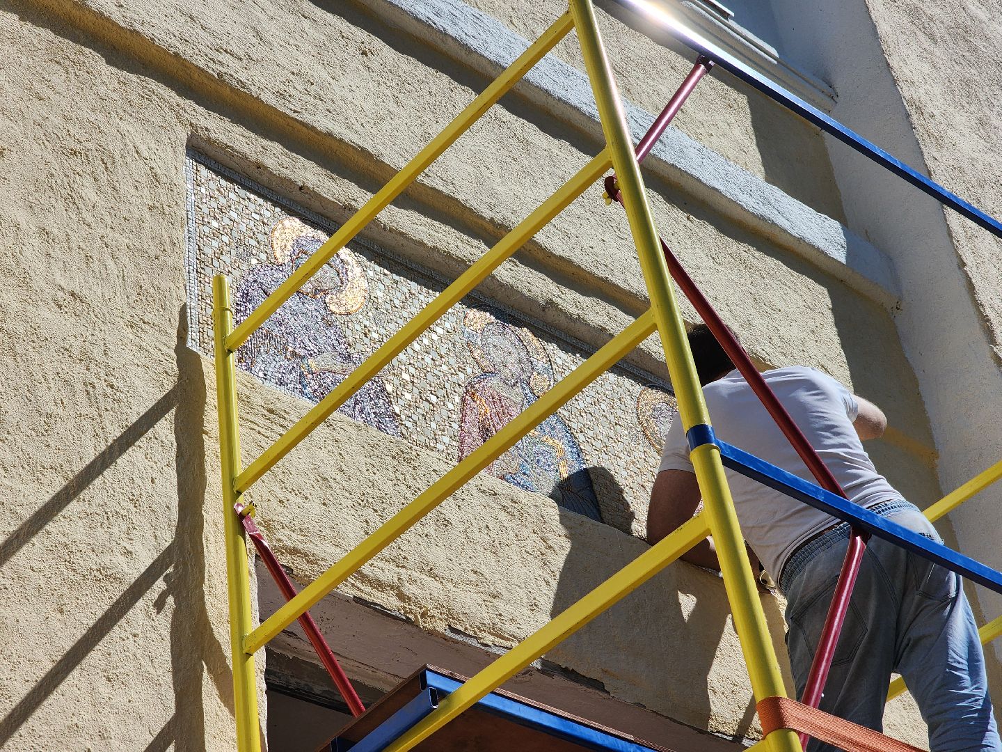 дубна, талдомский округ,храм, реставрация, мозаика,