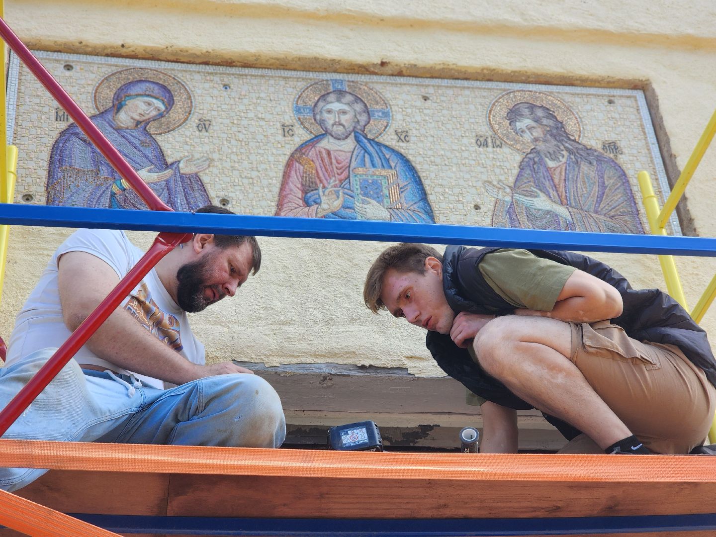 дубна, талдомский округ,храм, реставрация, мозаика,