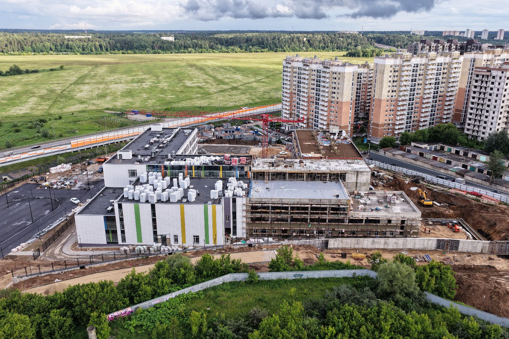 видео с коптера, школа в одинцове, новая школа в звенигороде,