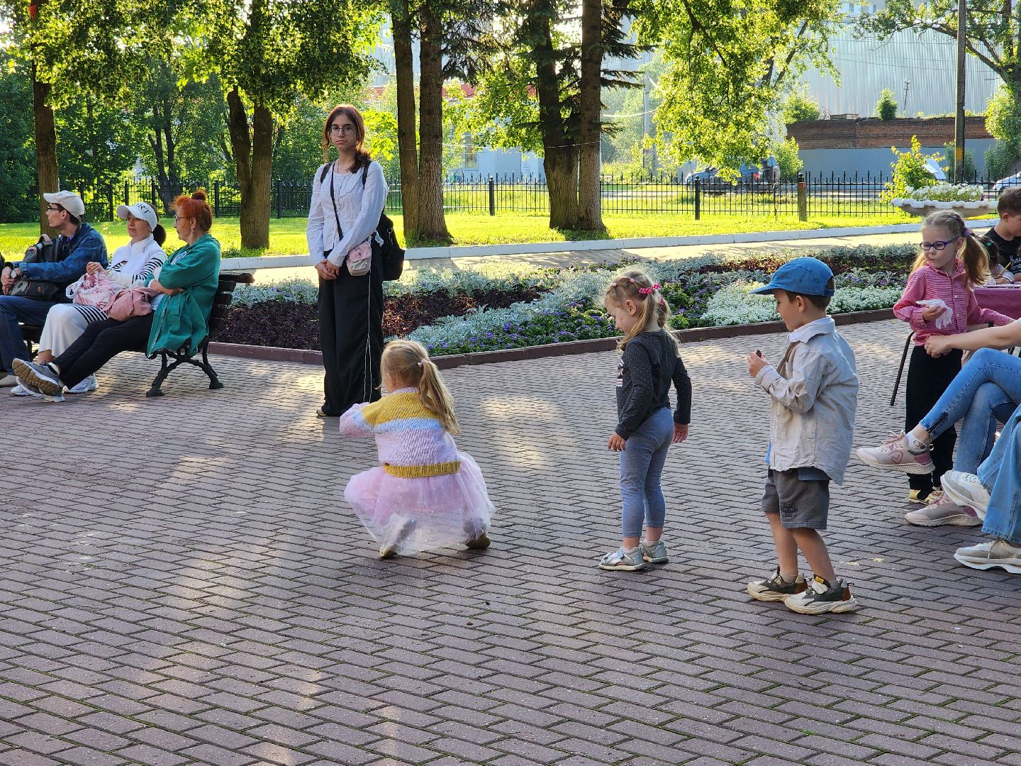 сергиев посад, сергиево-посадский городской округ, александр кравченко, арт-станция, творческий вечер, лето для тебя, спектакль,