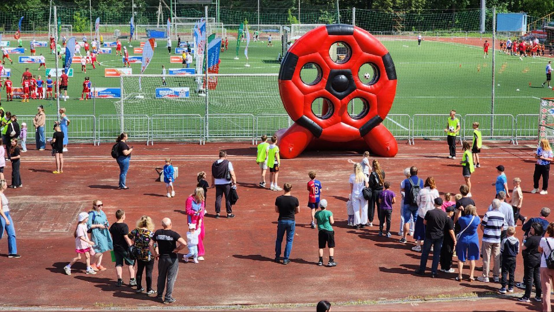 Дмитров, Проект Выходи во двор, Локомотив, Спартак,