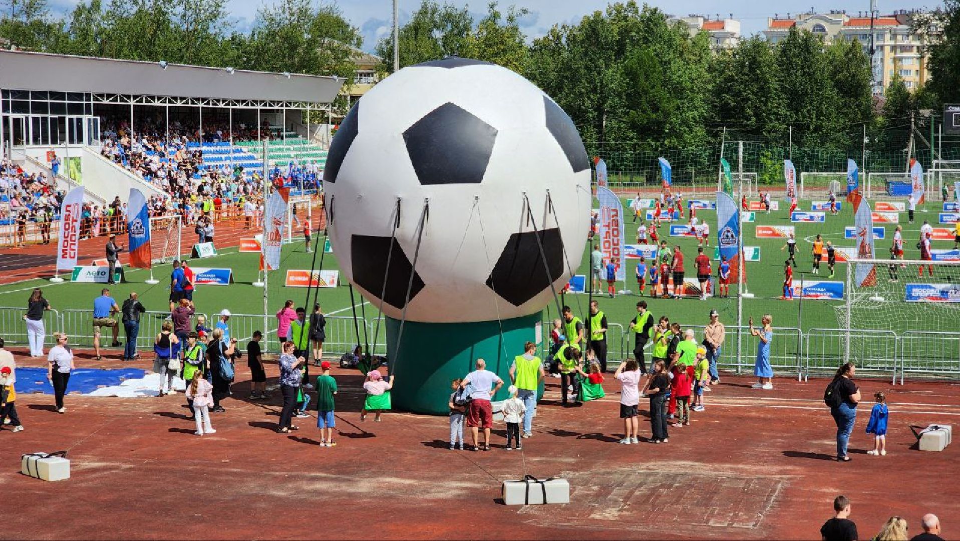 Дмитров, Проект Выходи во двор, Локомотив, Спартак,