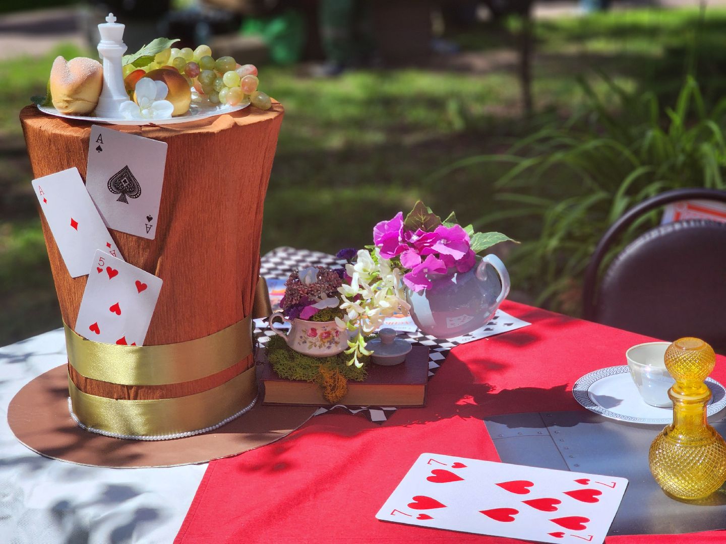 сергиев посад, сергиево-посадский городской округ, алиса в стране чудес, однажды в сказке,