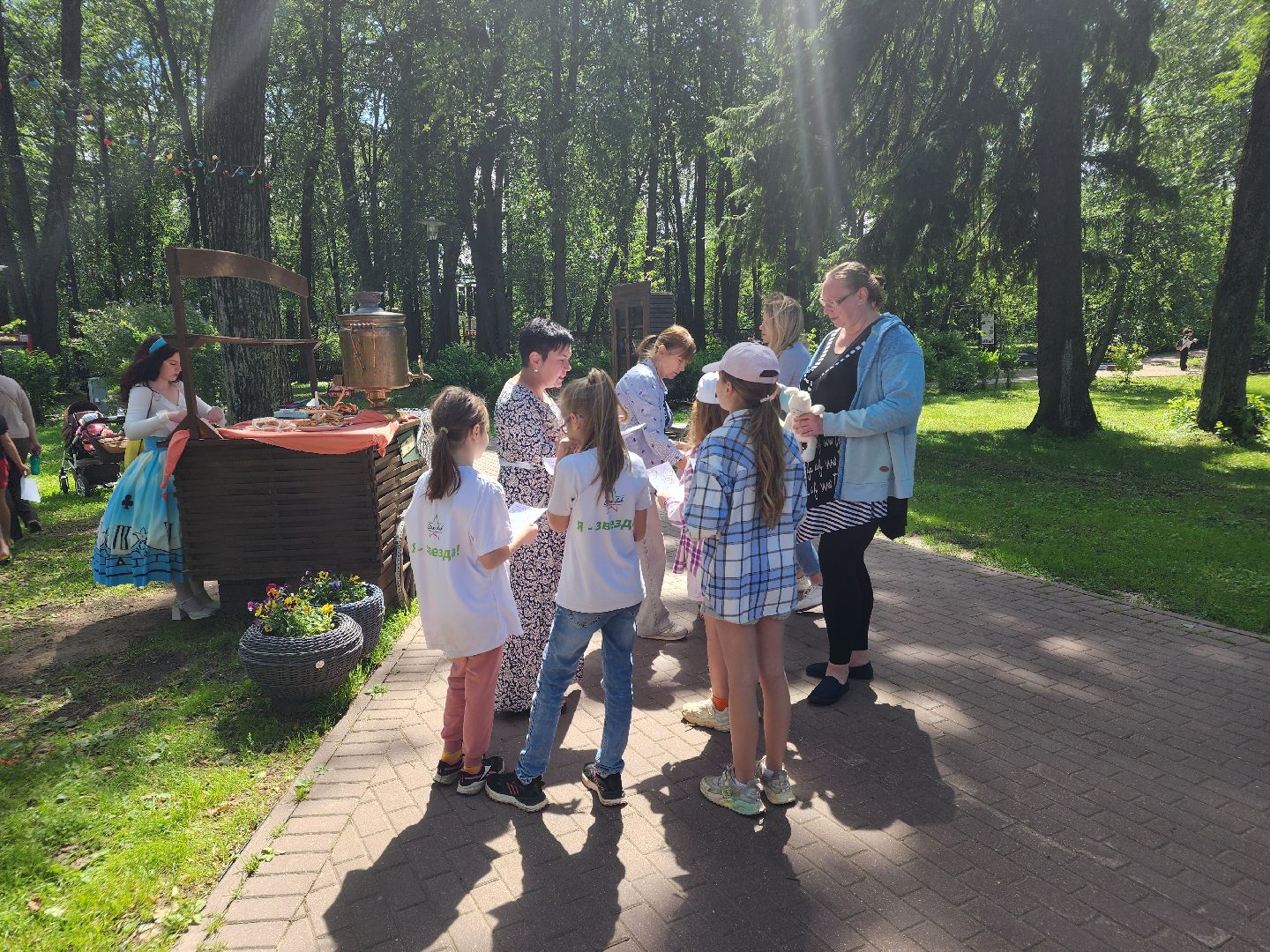 сергиев посад, сергиево-посадский городской округ, алиса в стране чудес, однажды в сказке,